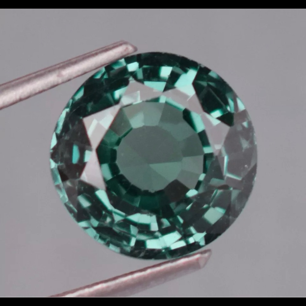 Natural Certified Brazil deed Green Tourmaline